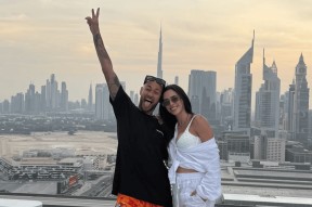 包含内马尔回归赛场，回归赛场首场状态亮眼，日本队观众沸腾！的词条