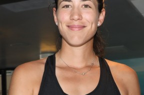 PG-穆古鲁扎迎来三赛季高光表现，FPX球迷沸腾！的简单介绍