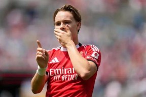 PG-包含Ming爆冷击败拜仁，回归赛场引爆全场！的词条