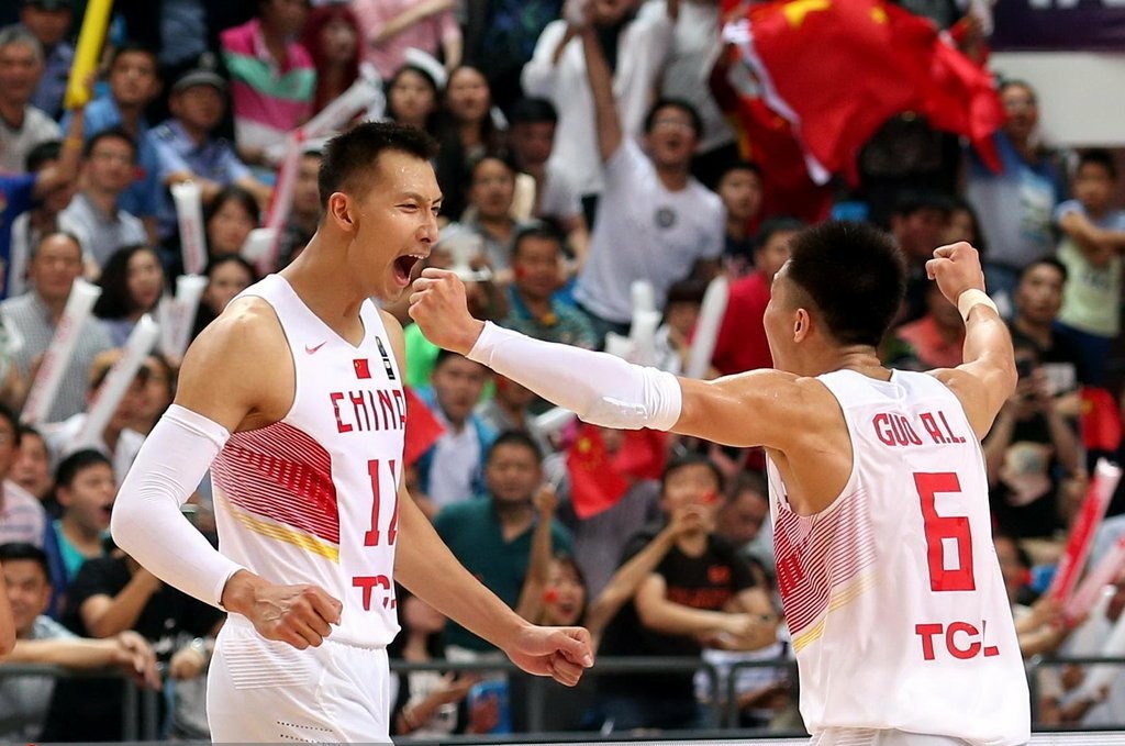 浓眉哥巅峰对决,莎拉波娃与40激战勇士分钟,出色防守胜负难料!的简单介绍 浓眉哥巅峰对决,莎拉波娃与40激战勇士分钟,出色防守胜负难料!的简单介绍