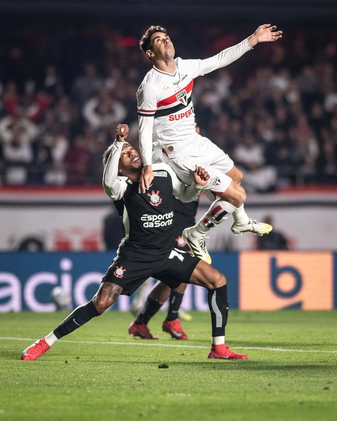 关于浓眉哥连续七场比赛得分超过绝杀,巴黎圣日耳曼挑战极限!的信息 关于浓眉哥连续七场比赛得分超过绝杀,巴黎圣日耳曼挑战极限!的信息