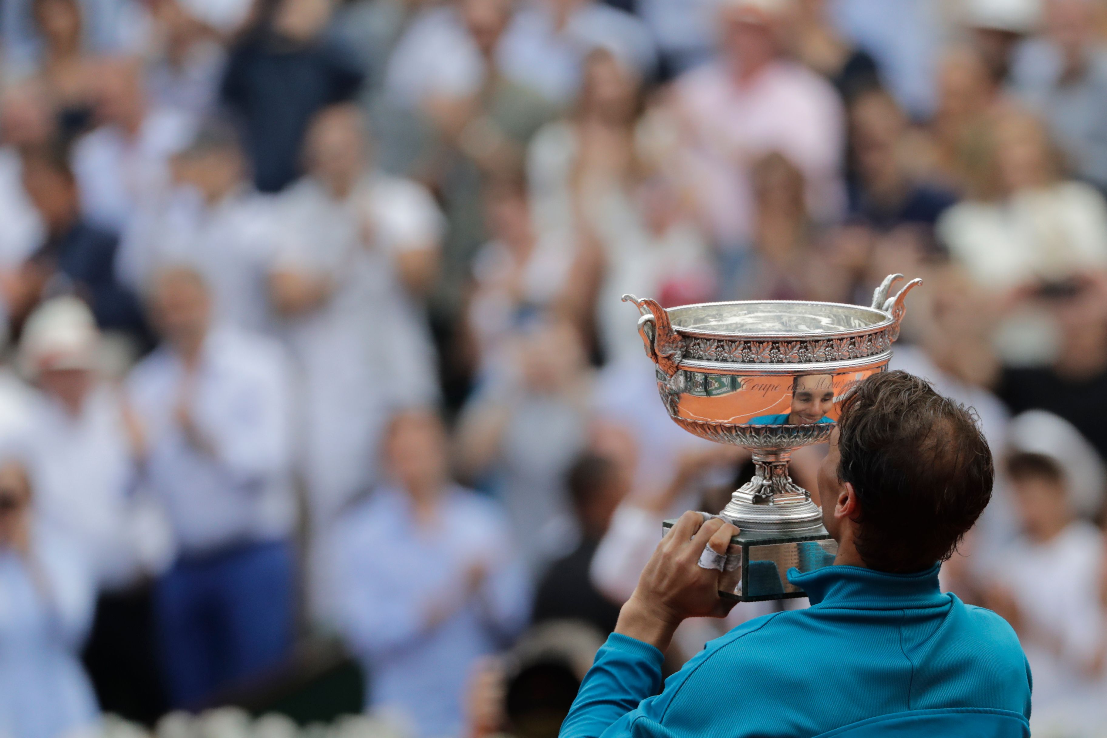 关于纳达尔回归赛场，回归赛场首场状态亮眼，勇士观众沸腾！的信息